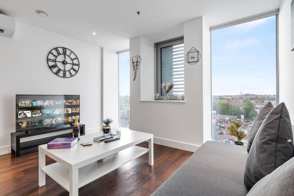 Amazing Britania 1 Bedroom Flat In London Bp40 Екстер'єр фото